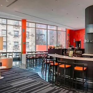 Hotel Courtyard By Marriott Manhattan/central Park, New York